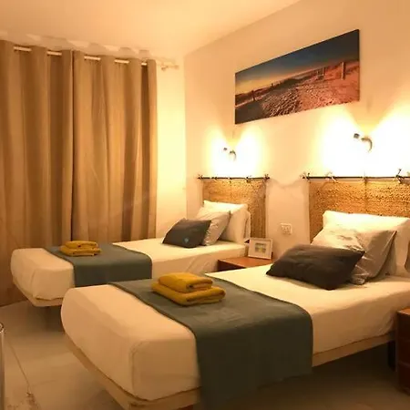 Centrale, Piscina E Vista Mare Apartamento