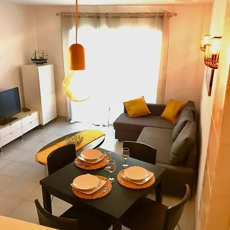 Centrale, Piscina E Vista Mare Apartamento